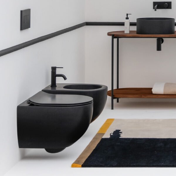 Vaso e bidet sospesi in ceramica Collezione Glomp AXA, immagine principale, per arredo bagno – Tuttidea