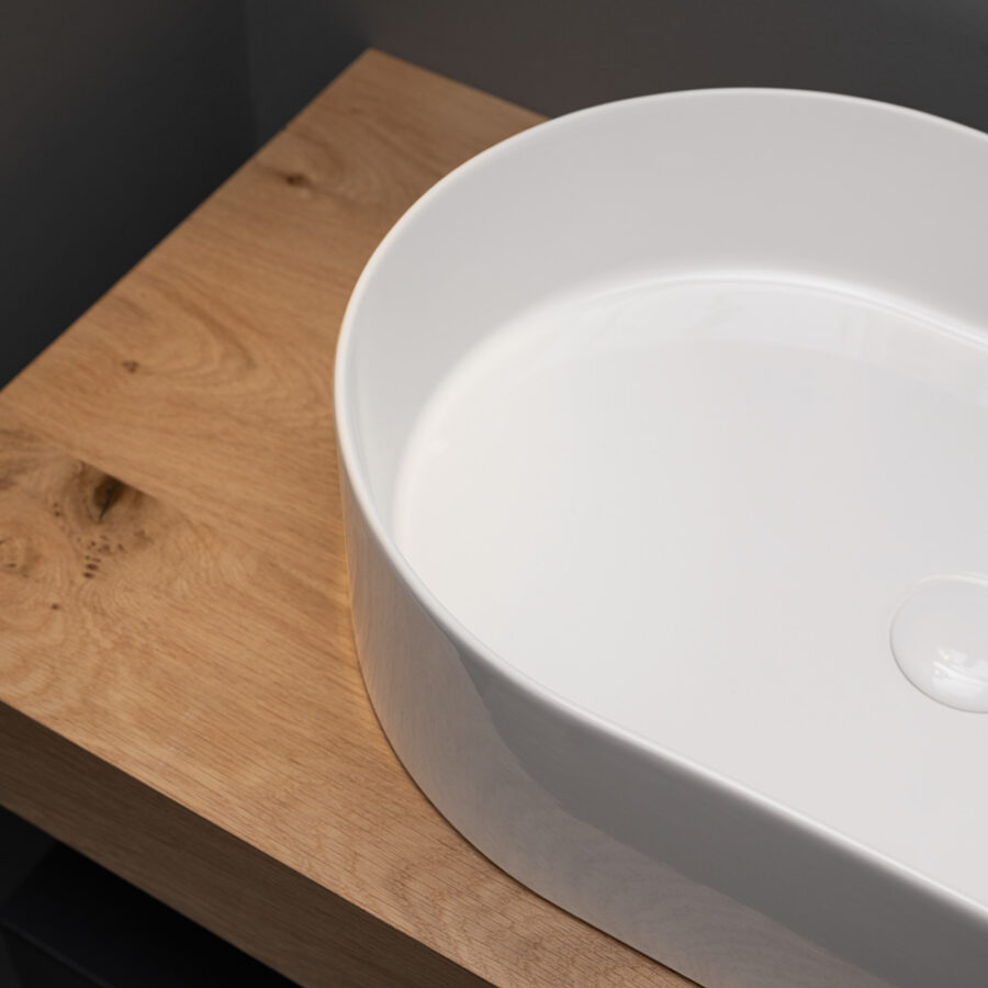 Lavabo da appoggio ovale in ceramica Collezione Mate AXA ceramica