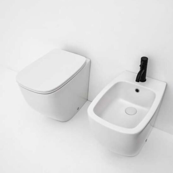 Vaso e bidet in ceramica White Jam AXA, vista catalogo 7, per arredo bagno – Tuttidea