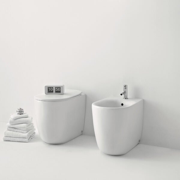 WC e bidet a terra in ceramica Nolita Kerasan, vista alternativa per arredo bagno – Tuttidea