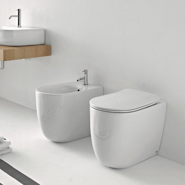 WC e bidet a terra in ceramica Nolita Kerasan per arredo bagno – Tuttidea