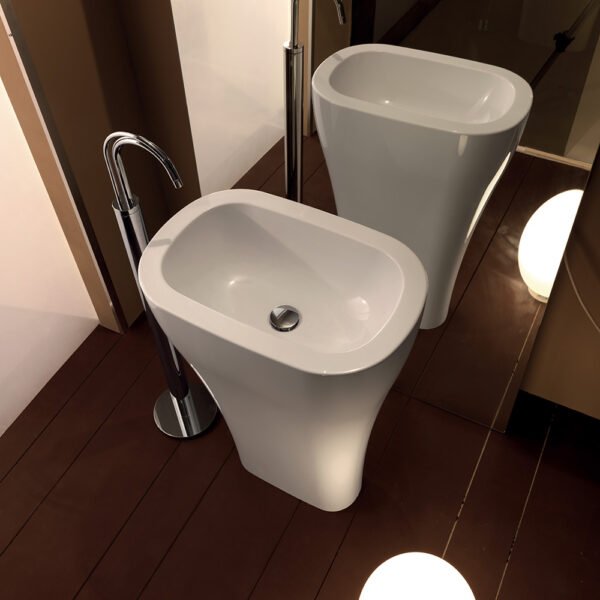 Lavabo freestanding in ceramica 60 cm Aquatech Kerasan per arredo bagno – Tuttidea