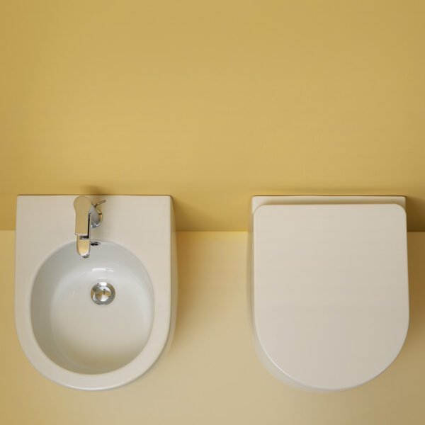 WC e bidet a terra in ceramica 48 cm Collezione Flo Kerasan, vista alternativa per arredo bagno – Tuttidea