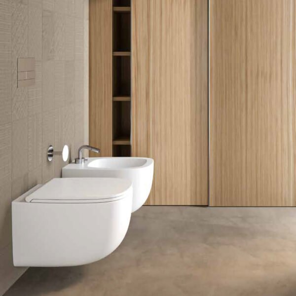 WC e bidet sospesi Lola Galassia, vista principale per arredo bagno – Tuttidea