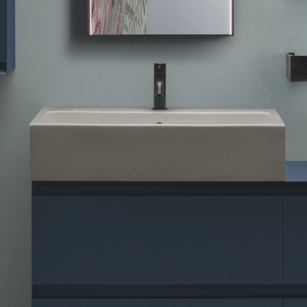 Mobile bagno completo con lavabo in ceramica Collezione Camaleo 7 Acquaceramica Colavene, vista alternativa, per arredo bagno – Tuttidea
