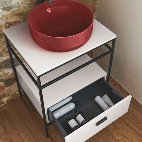 Dettaglio composizione bagno con lavabo e struttura Ciotole Colavene per arredo bagno – Tuttidea