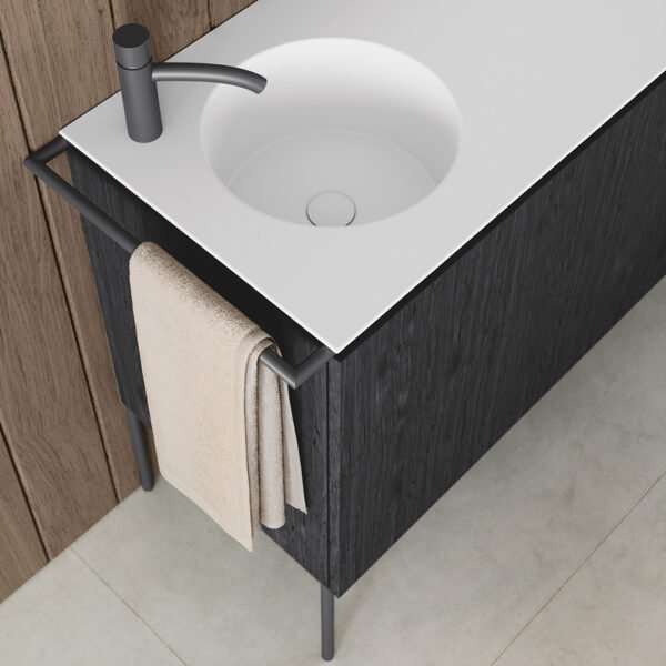Lavabo in ceramica con mobile Regolo a due ante 20.20 composizione 12 vista alternativa della collezione Acquaceramica Colavene per arredo bagno – Tuttidea