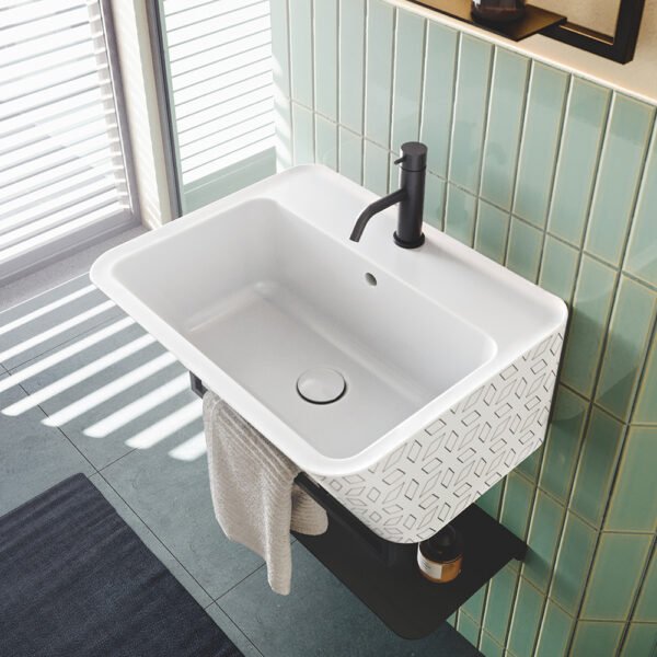 Mobile bagno completo con lavabo in ceramica della Collezione Wynn 6 Acquaceramica Colavene, vista alternativa, per arredo bagno e arredo lavanderia – Tuttidea