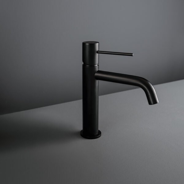 Rubinetteria Collezione Vico LaBlù in ambientazione bagno – Tuttidea