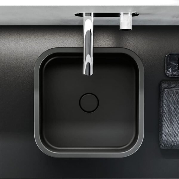 Dettaglio lavabo da appoggio in ceramica Collezione Hako Kerasan per arredo bagno – Tuttidea
