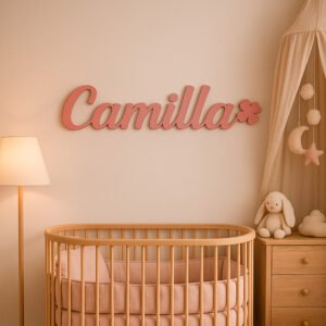Scritta decorativa a parete CAMILLA in Legno, Forex o Alluminio Dibond Telligraf