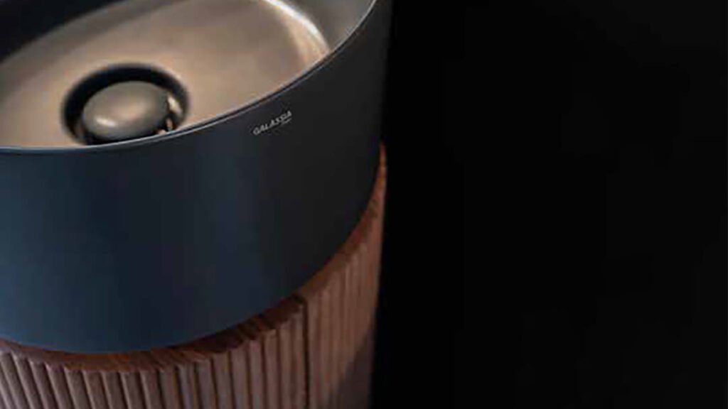 Mobile Bagno Freestanding Core Galassia legno Noce Cannettato e Lavabo in Ceramica Mobile Bagno Freestanding Core Galassia legno Noce Cannettato e Lavabo in Ceramica